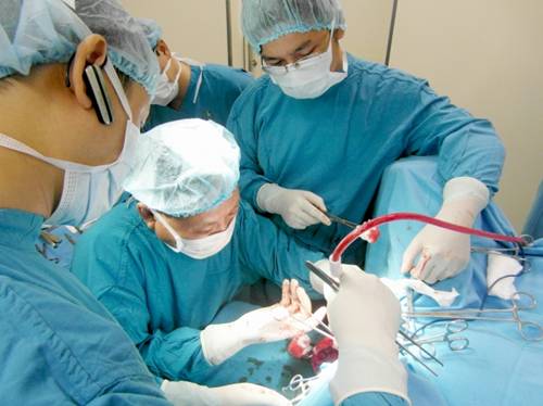 Phẫu thuật cắt búi trĩ tại Hưng Thịnh